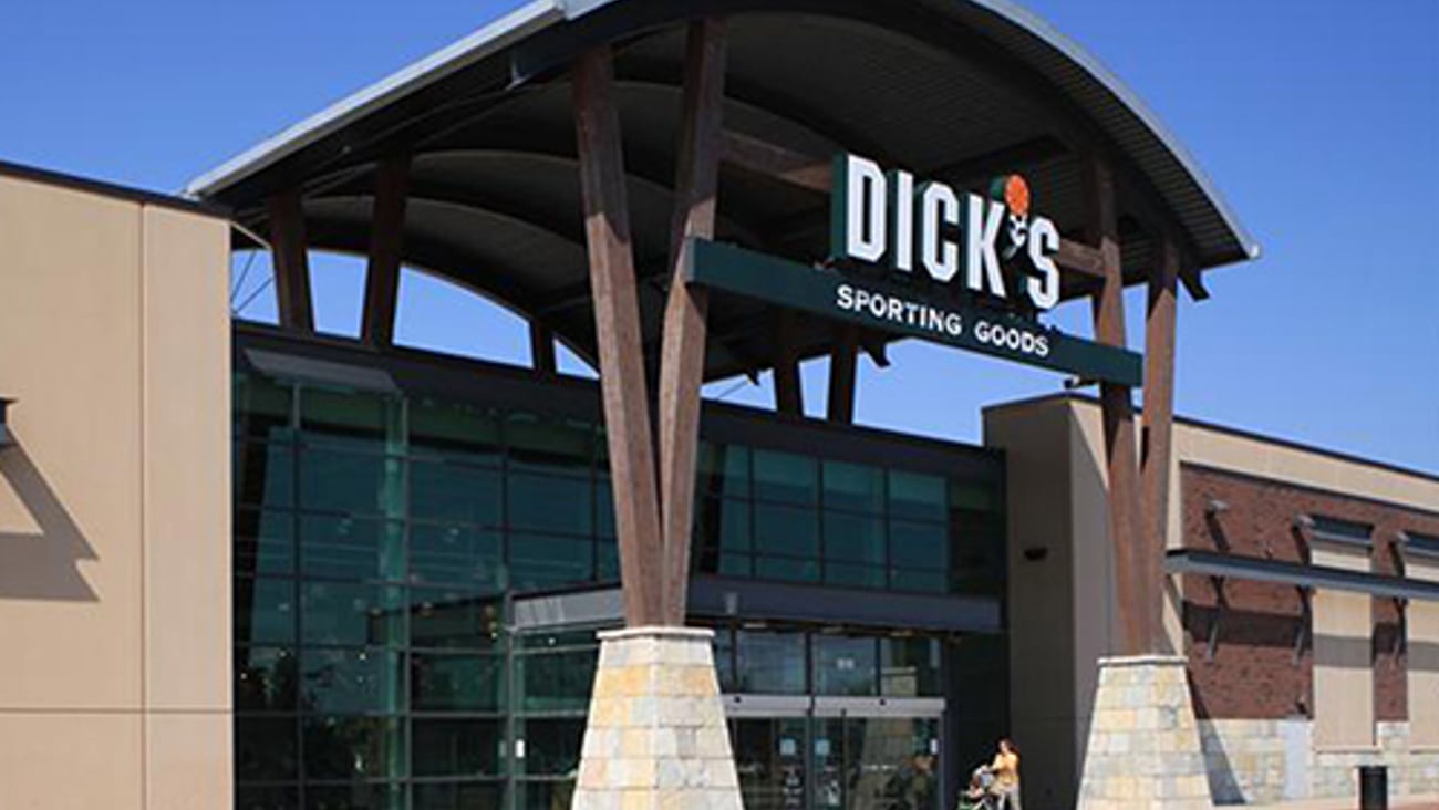 Dick’s Sporting Goods 