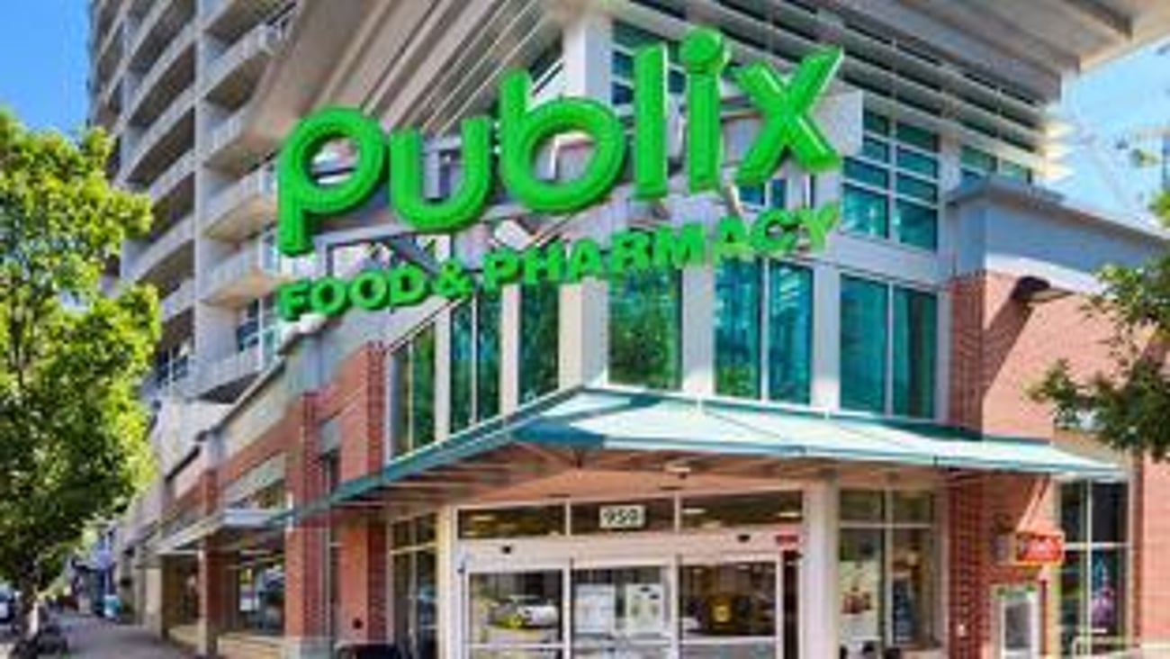 Publix storefront