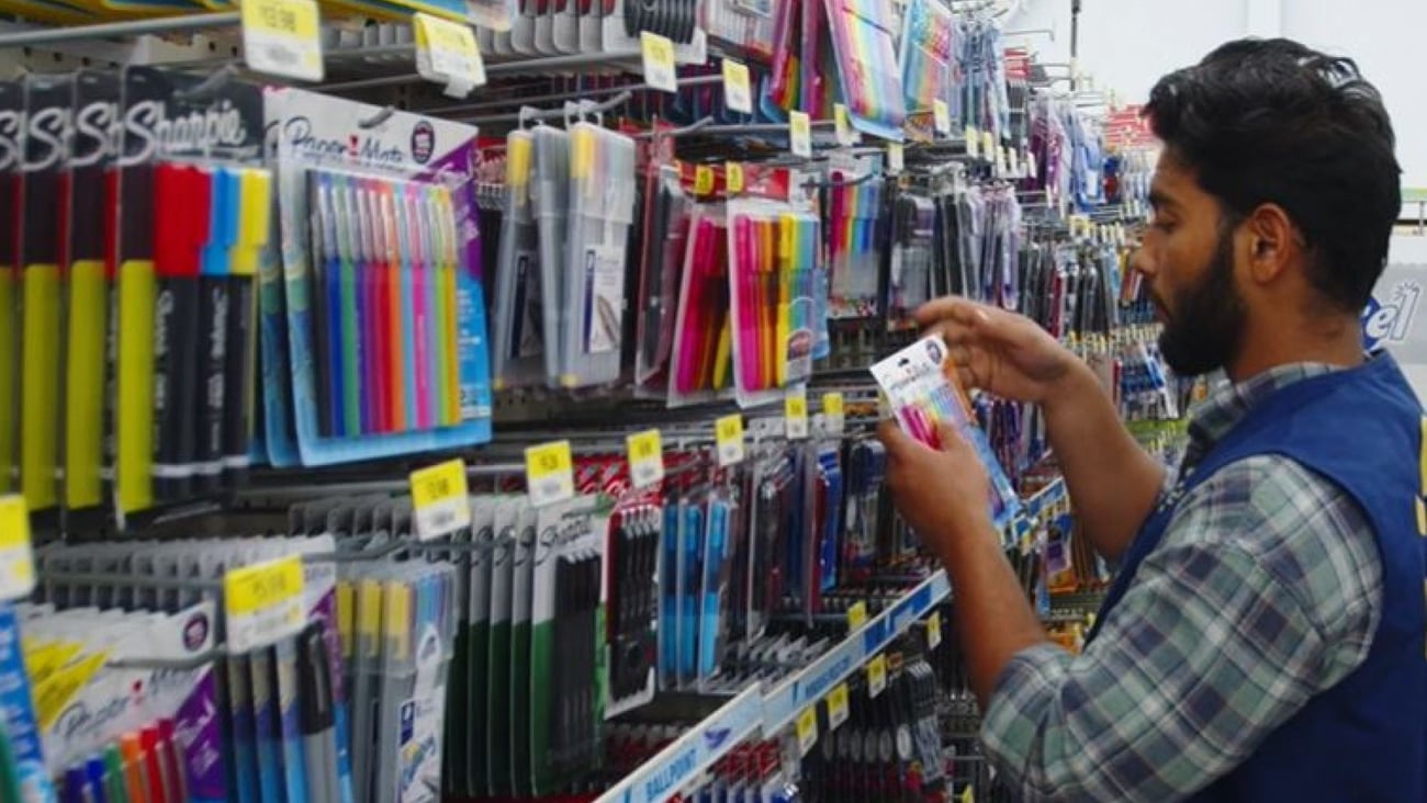 Walmart Canada store associate