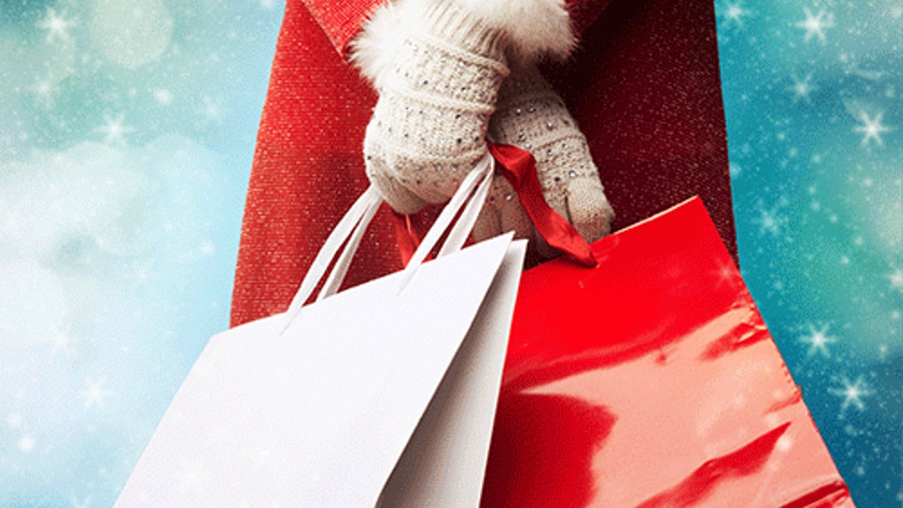 Most (70%) of shoppers expect to start holiday shopping before Thanksgiving.