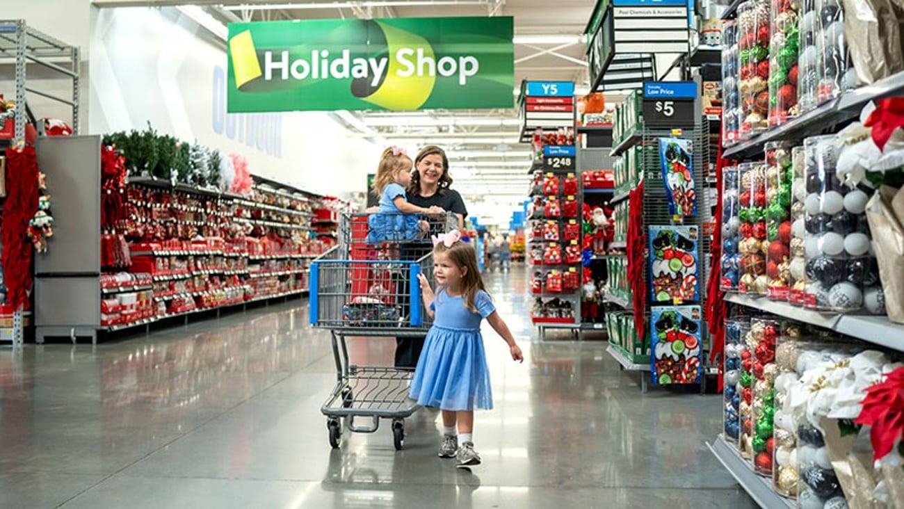 Walmart holiday shoppers