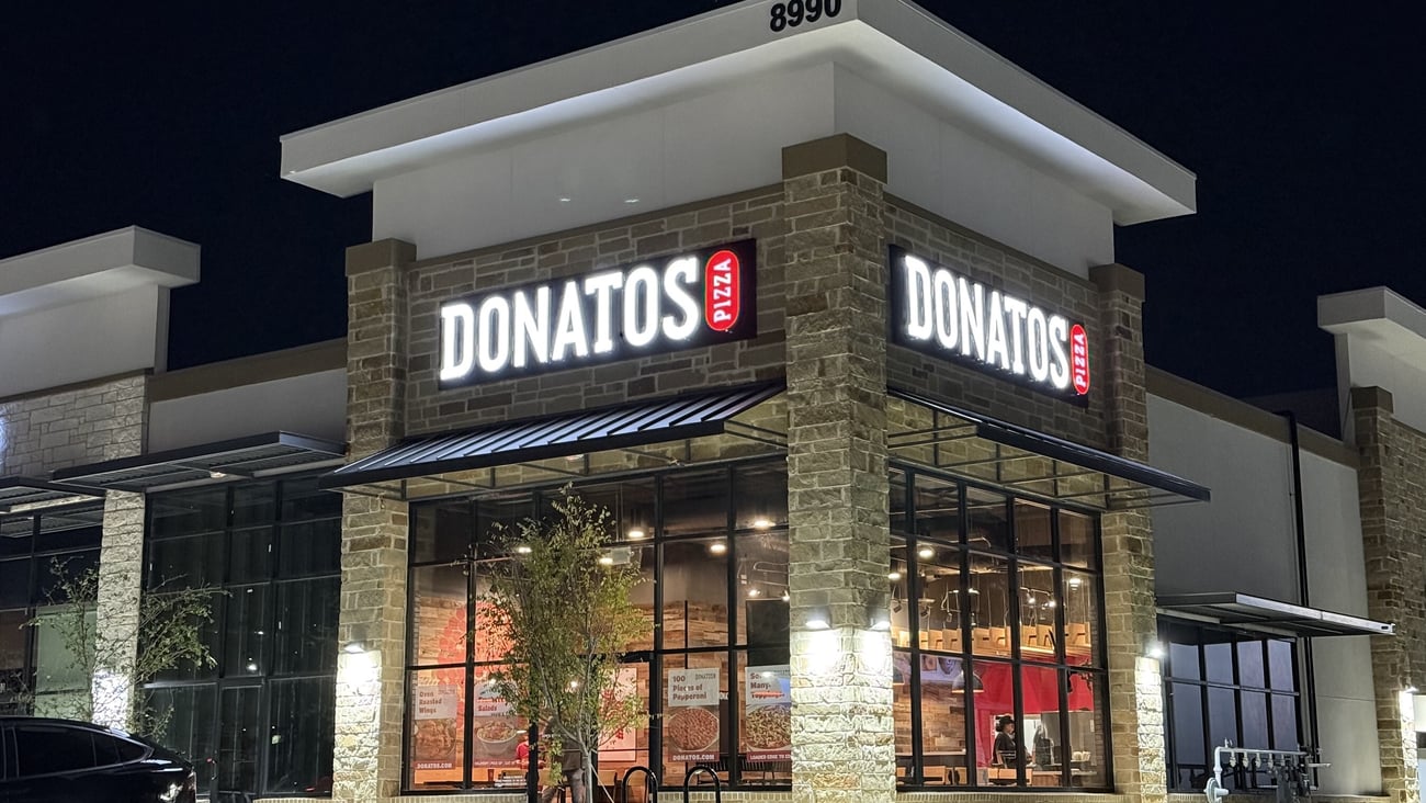 Donatos Pizza