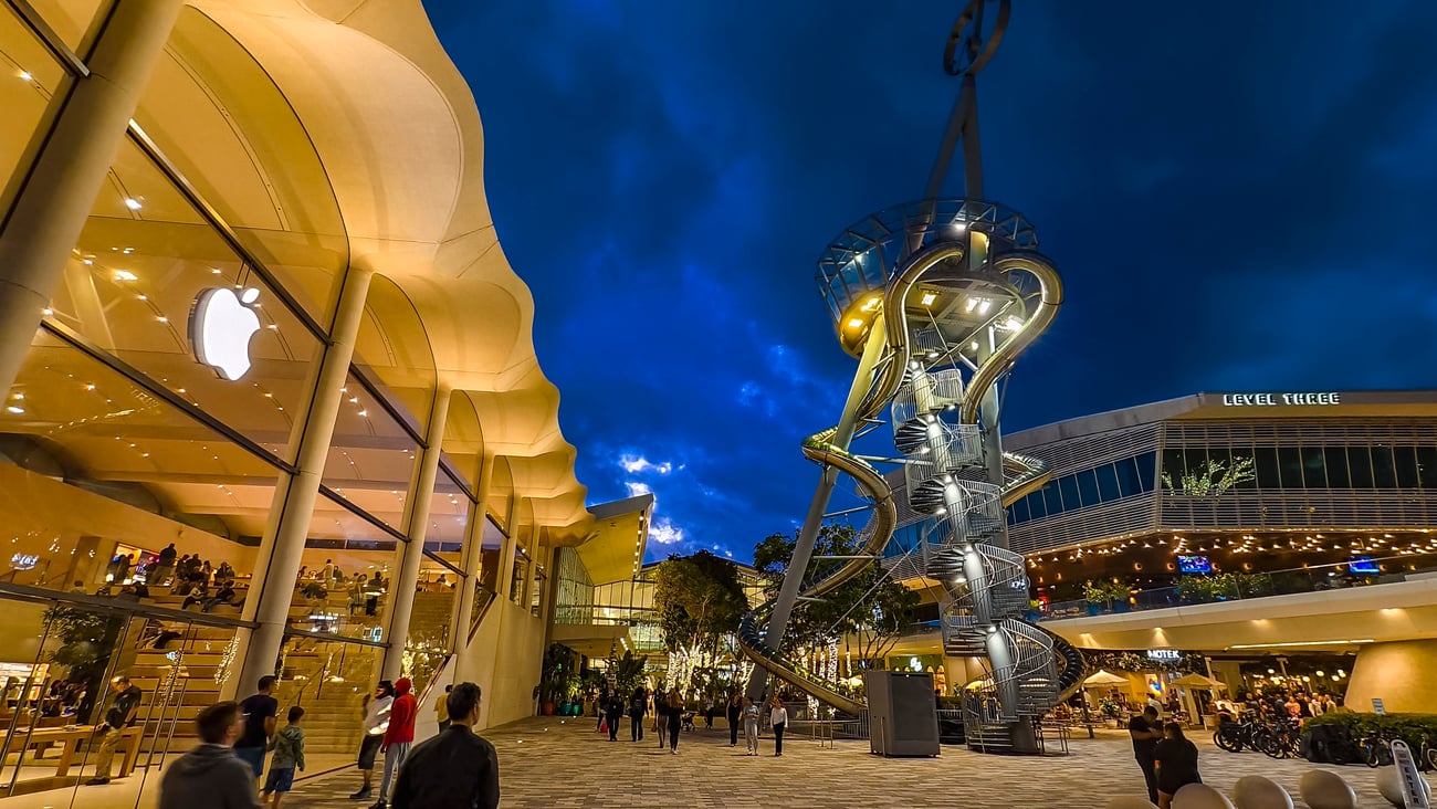 aventura mall - shutter