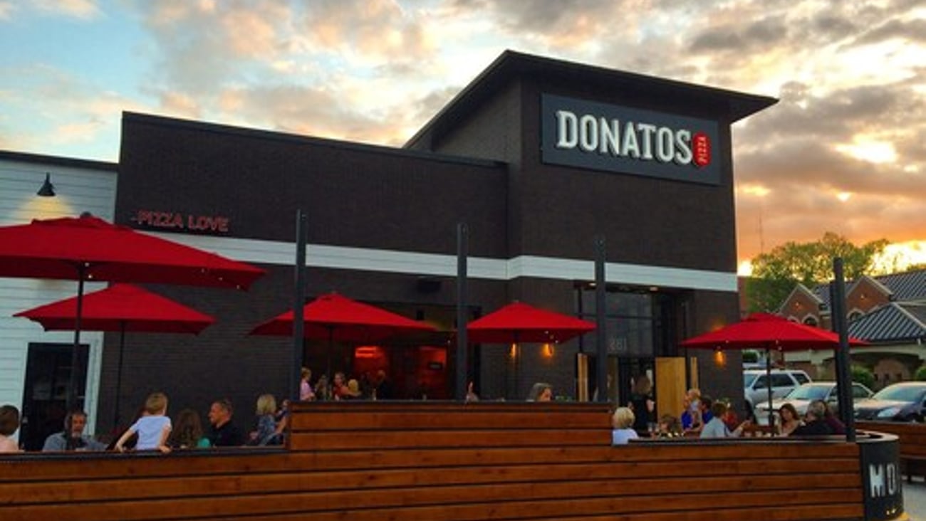 Donatos Pizza
