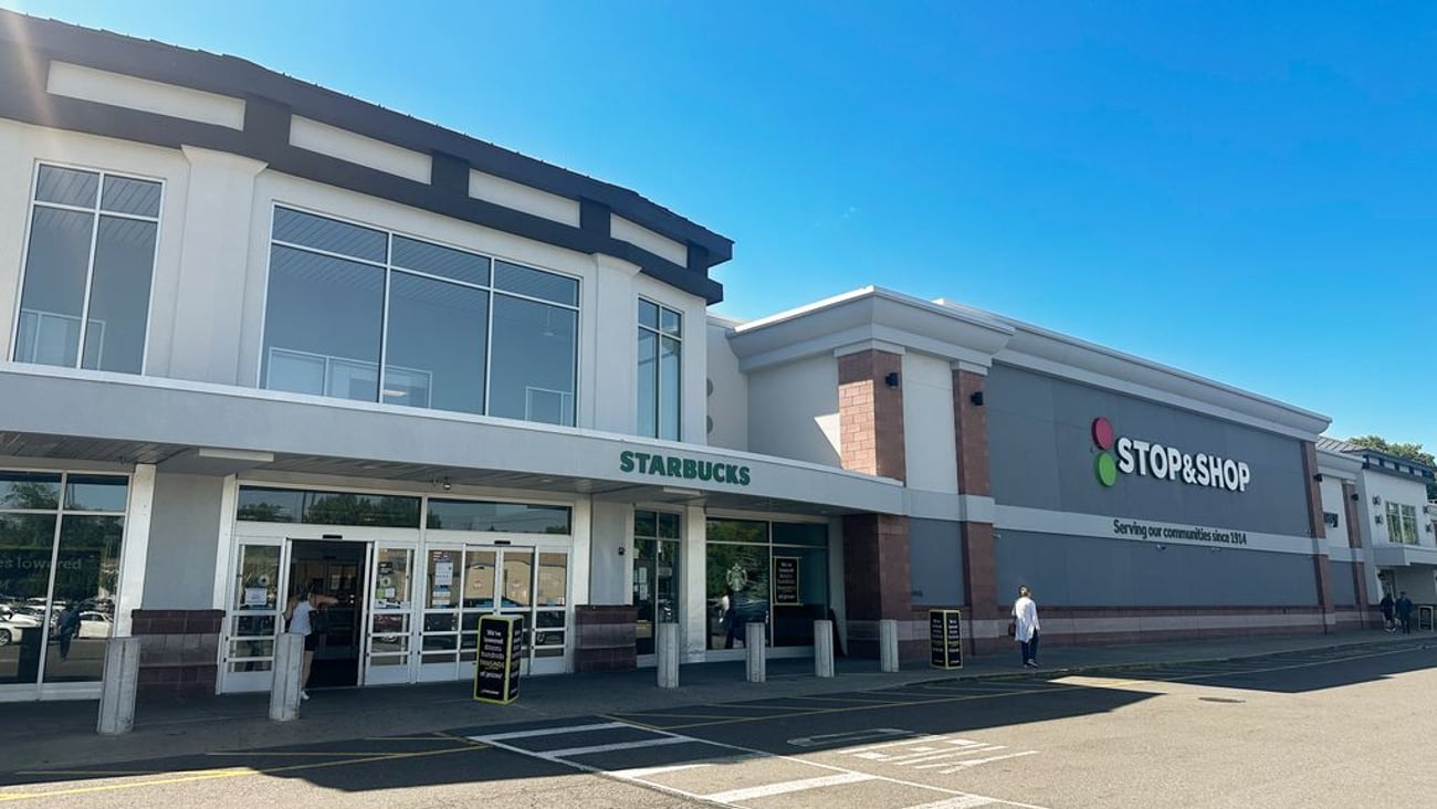 Tysen Park Shopping Center