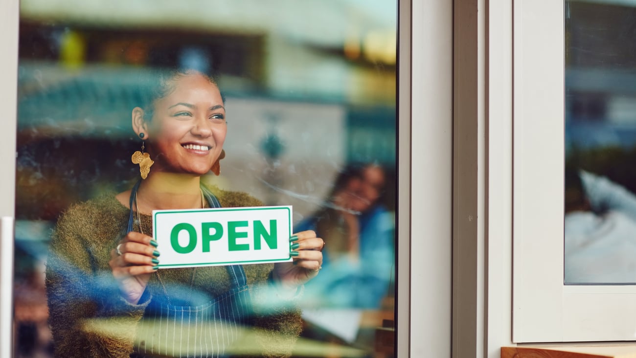 open sign (PeopleImage)