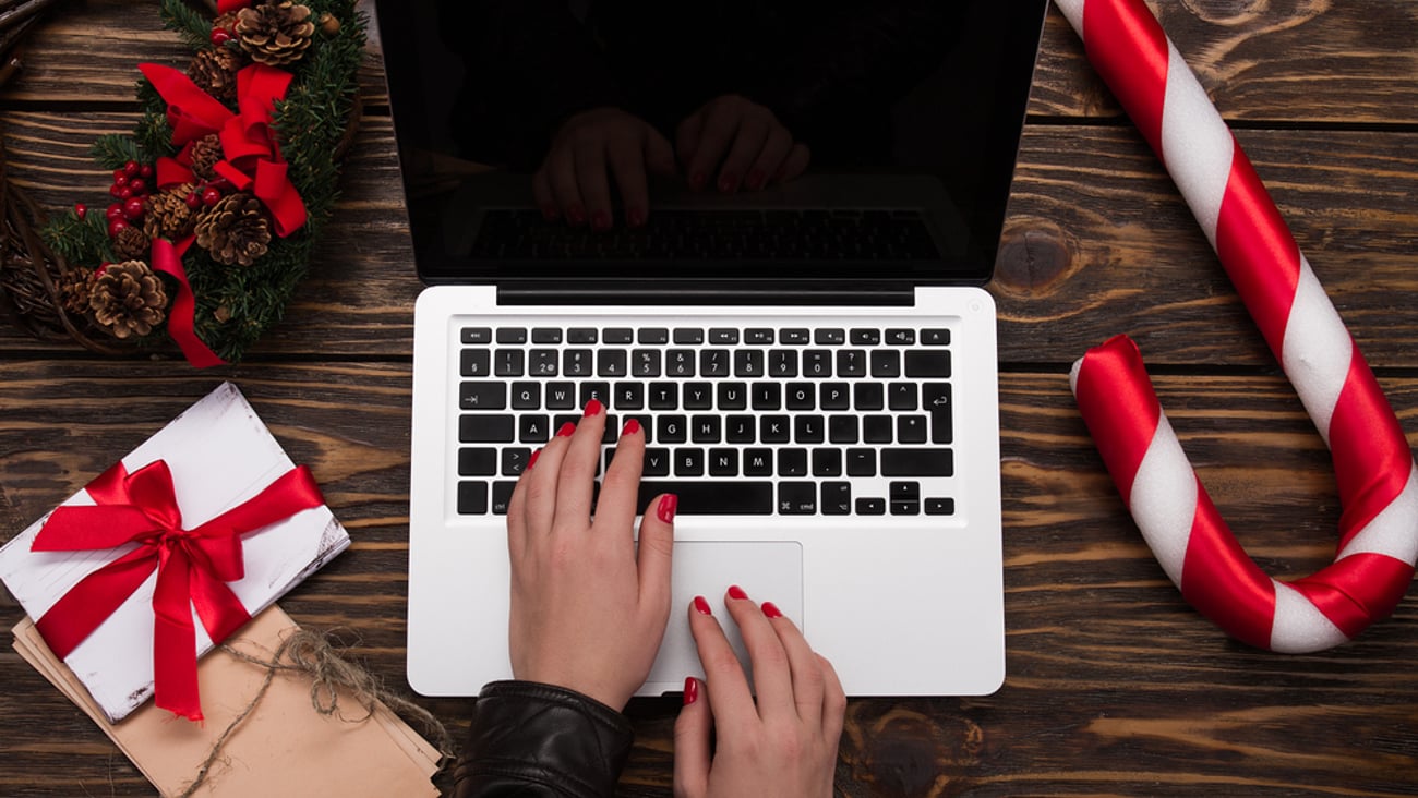 Online holiday shopping