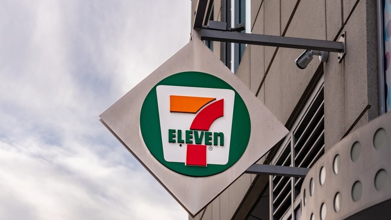 Cambridge, MA, US-November 15, 2025: Close-up of an iconic 7-Eleven store sign in a city.; Shutterstock ID 2703365163