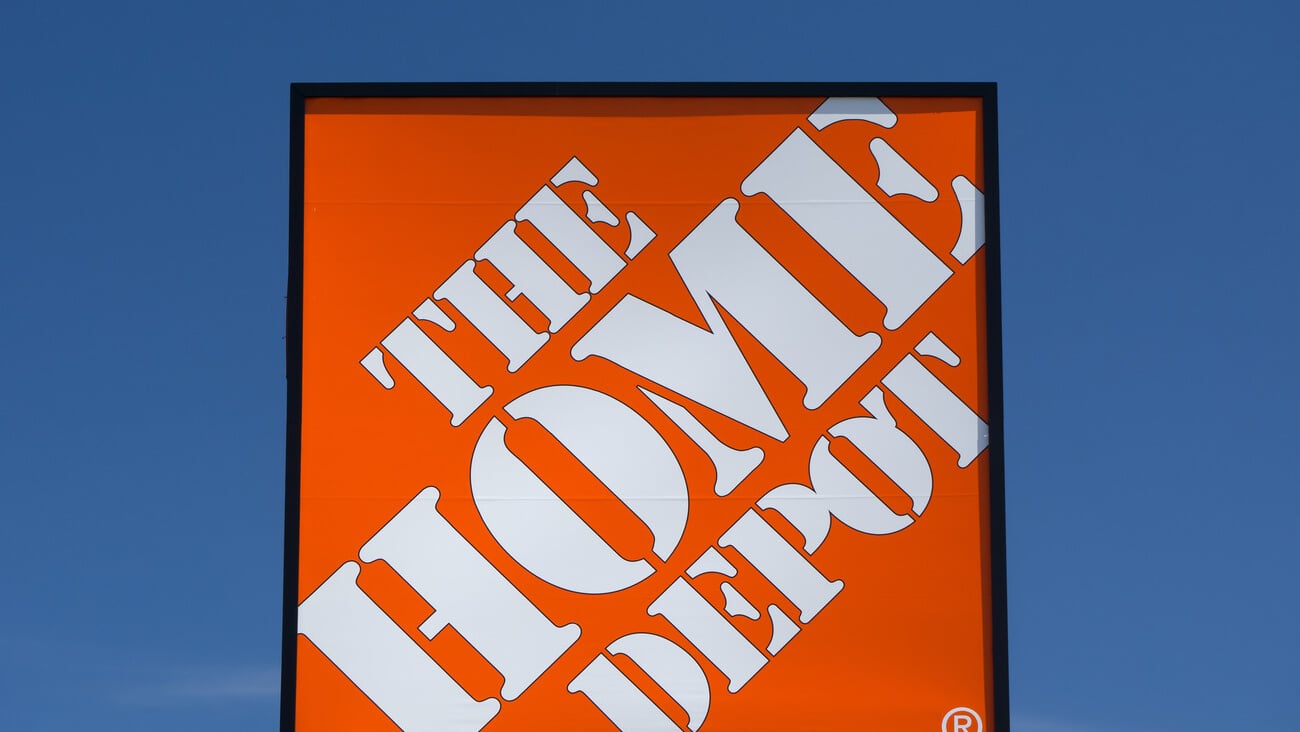 BLOOMINGTON, MN/USA - August 12, 2015: The Home Depot exterior. Home Depot is an American retailer of home improvement and construction products, supplies and services.; Shutterstock ID 308306402