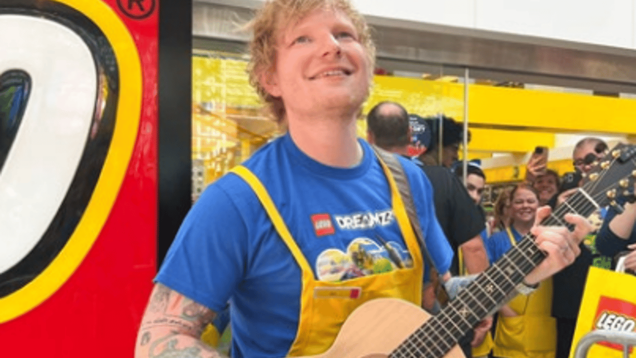 ed-sheeran-Lego Store MOA