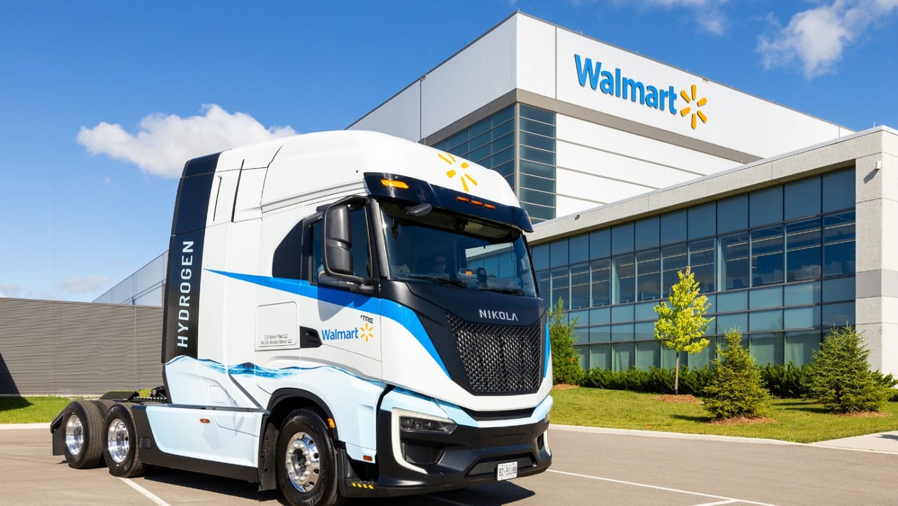 Walmart Canada hydrogen fuel truck