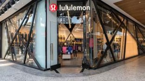 Lululemon storefront