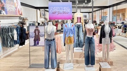 Urban Outfitters Glendale 