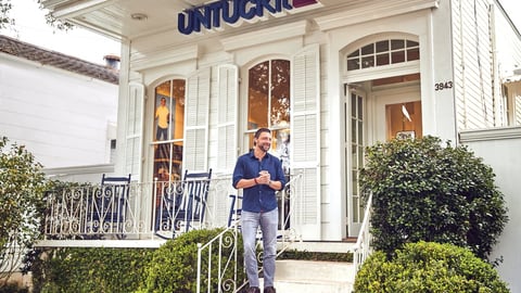 Untuckit 