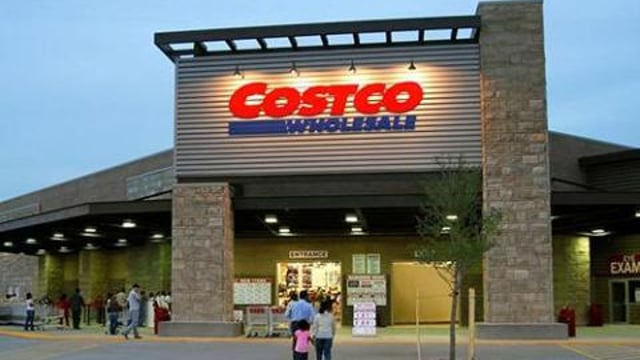 Costco reportedly to open stores earlier for executive members