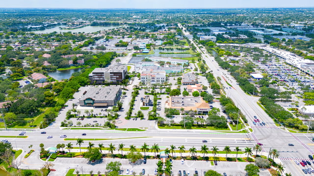 Strada Coconut Creek completes renovations; welcomes Sprouts, other new tenants