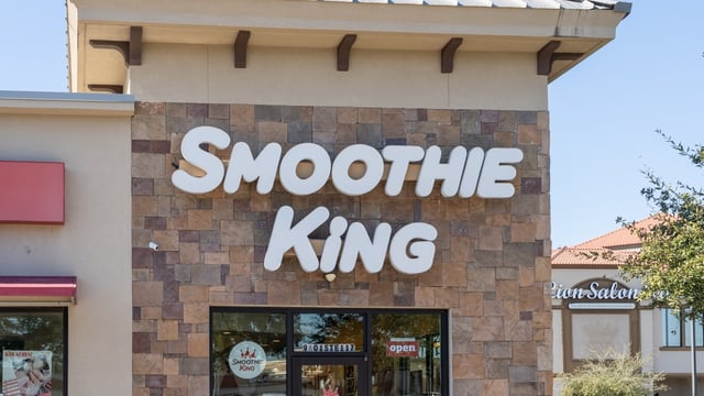 Study: Smoothie King, In-N-Out among QSR customer experience leaders