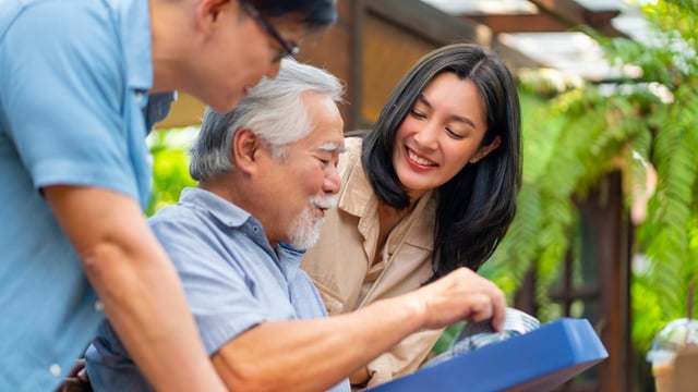 Survey: 74% of Father's Day shoppers to buy from Amazon