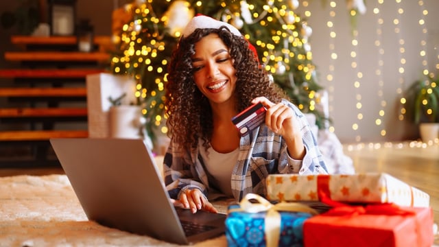 Mall of America survey finds hunt for holiday value on the rise