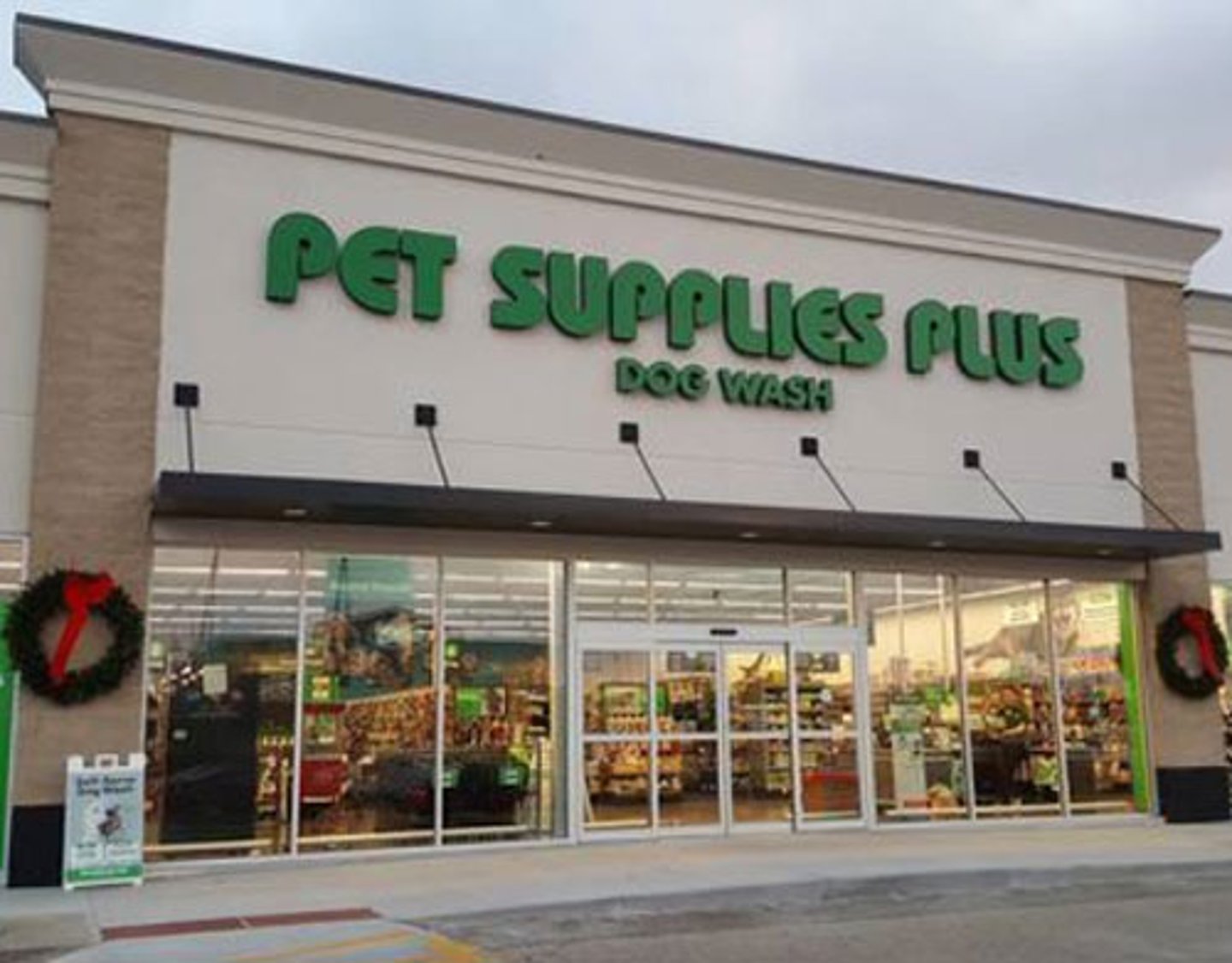 Pet Supplies Plus