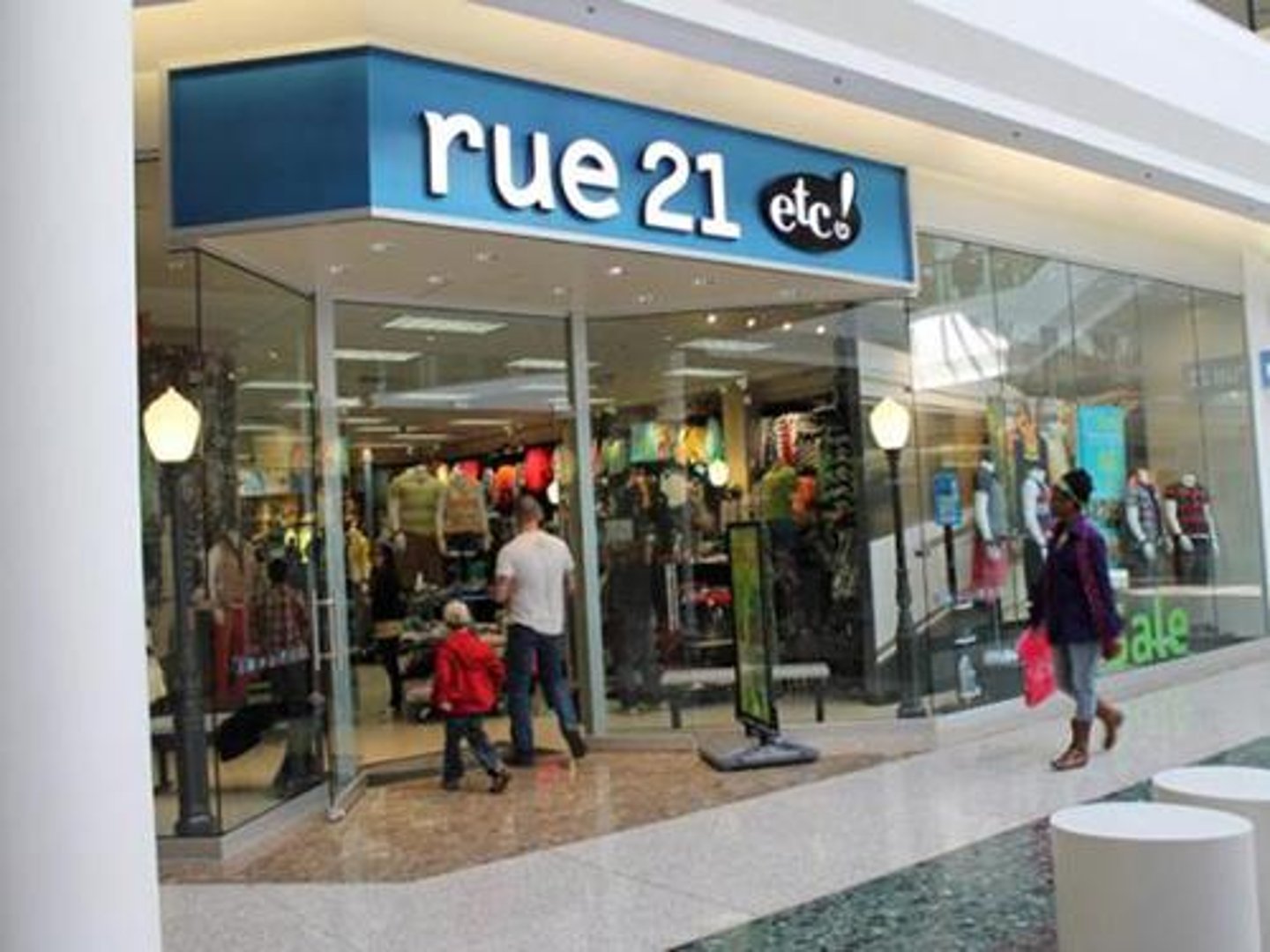 rue21 storefront