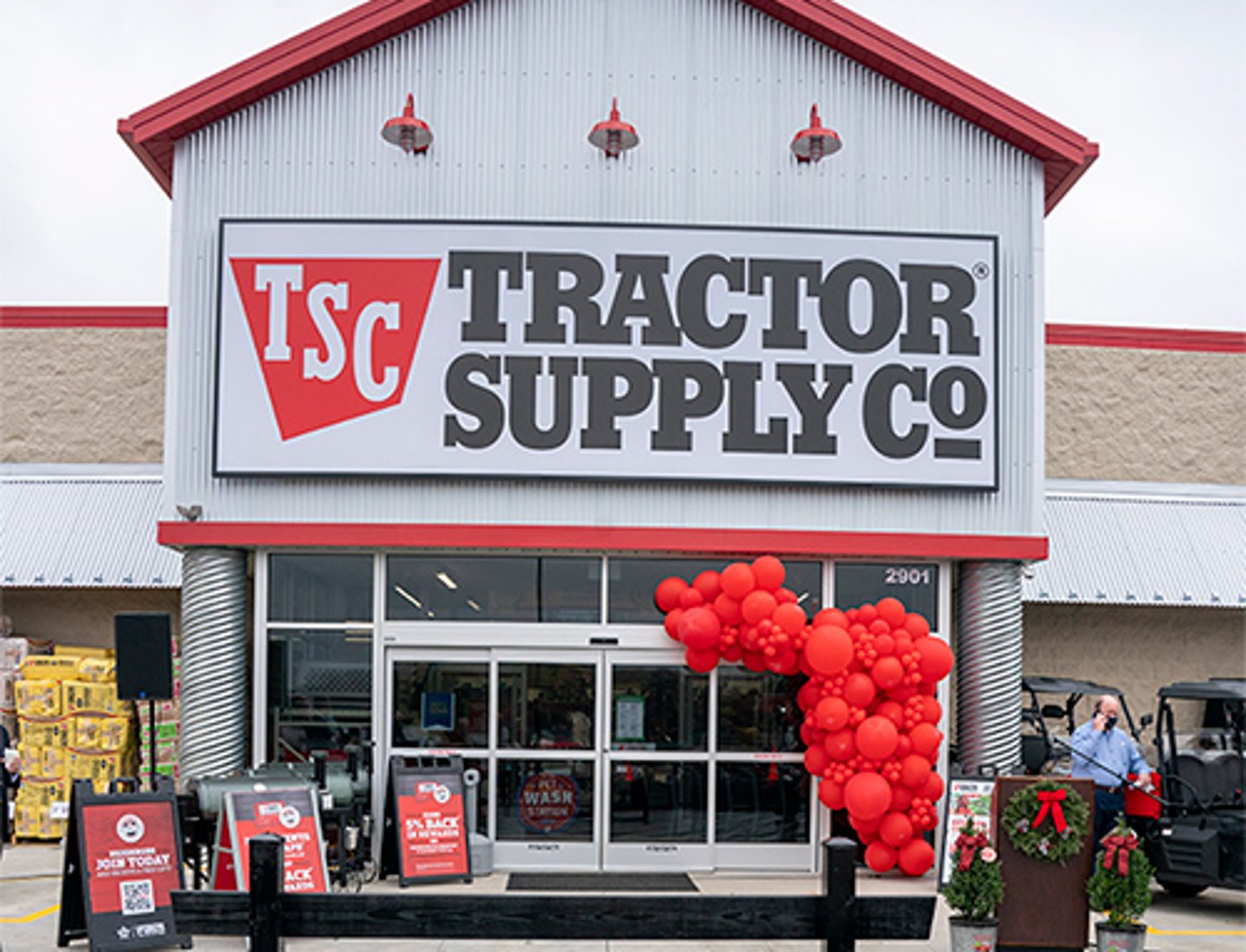 tractor supply ext