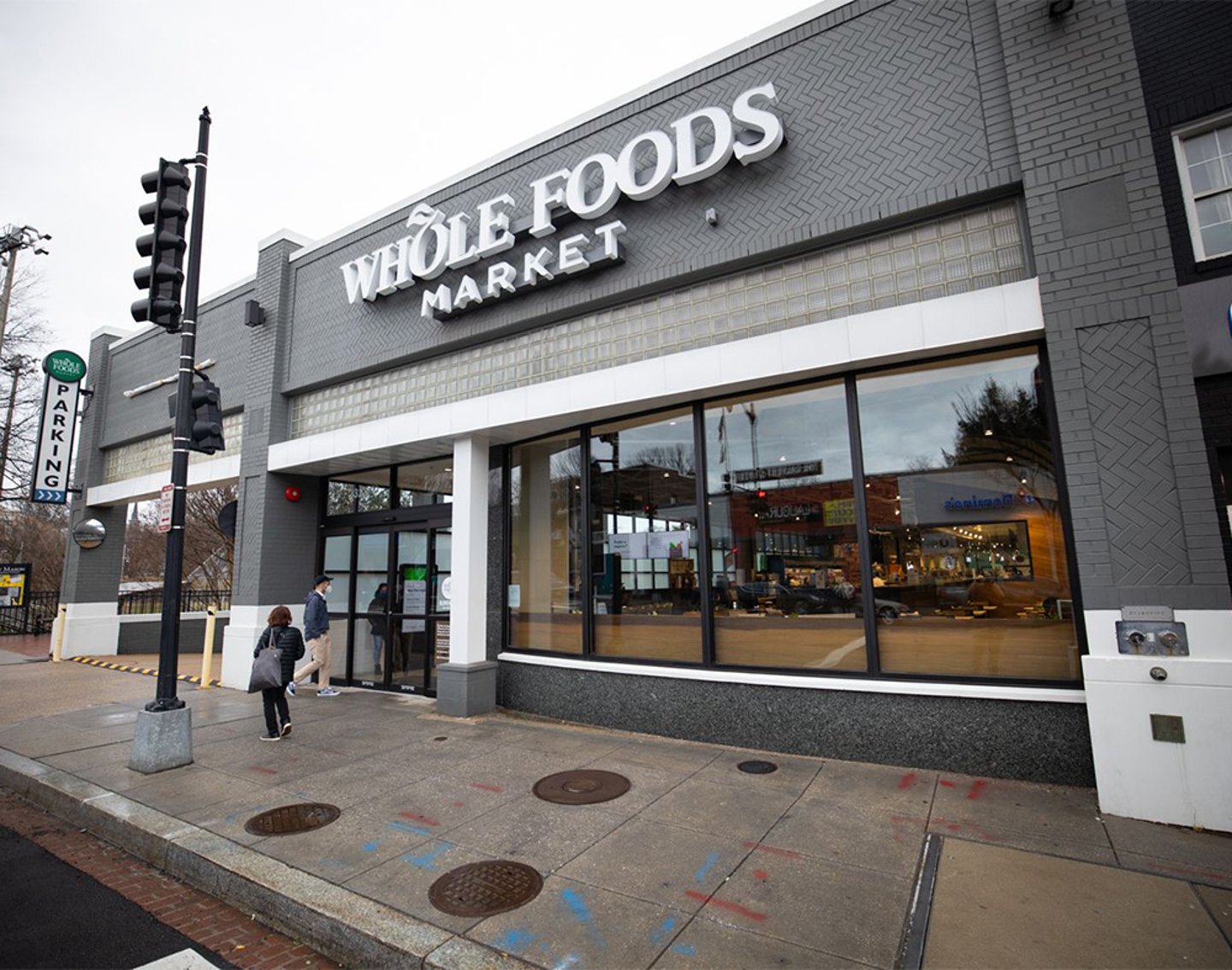 Whole Foods Glover Park Exterior 