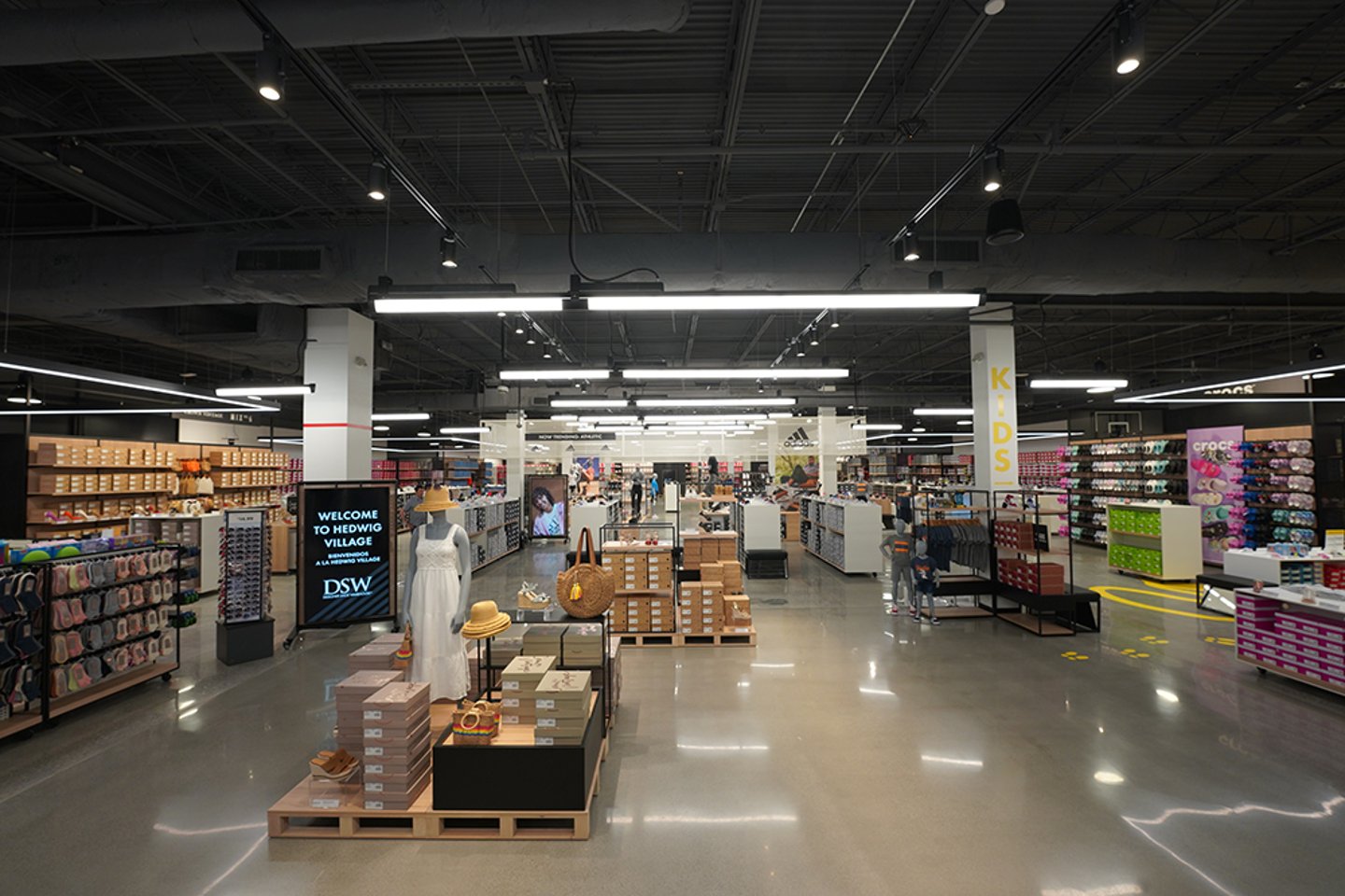 dsw interior