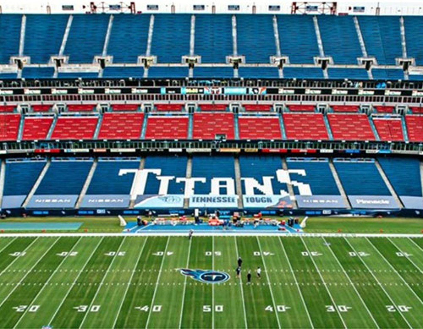 Tennessee-Titans-nissan-stadium