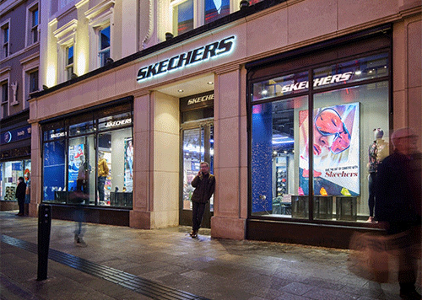 Skechers