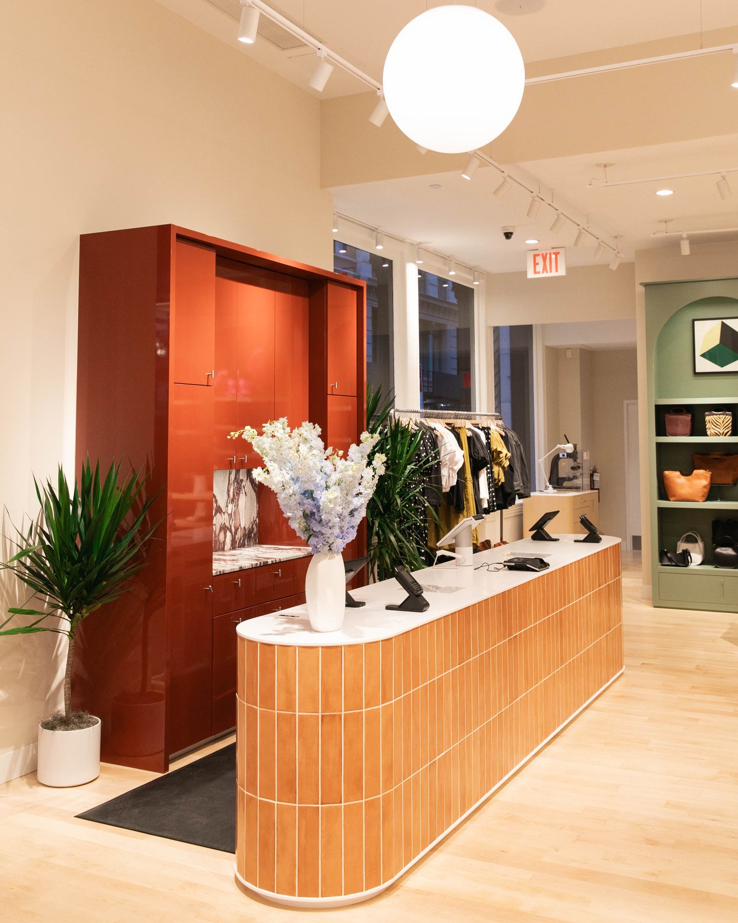 Madwell, 156 Fifth Avenue New York, N.Y. (Photos courtest of Madewell)