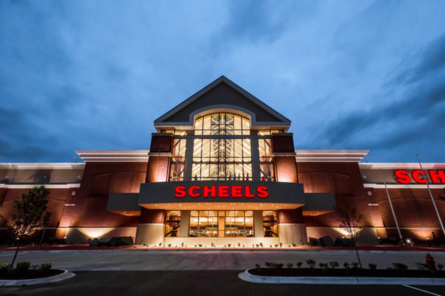 Scheels will open a 210,000-sq.-ft. store at Mayfair in Wauwatosa