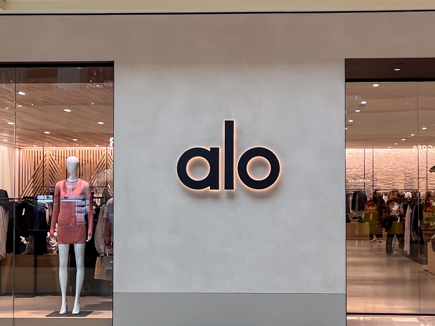 alo-mall store