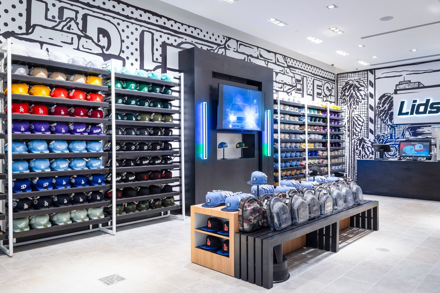 Lids HD Los Cerritos Center