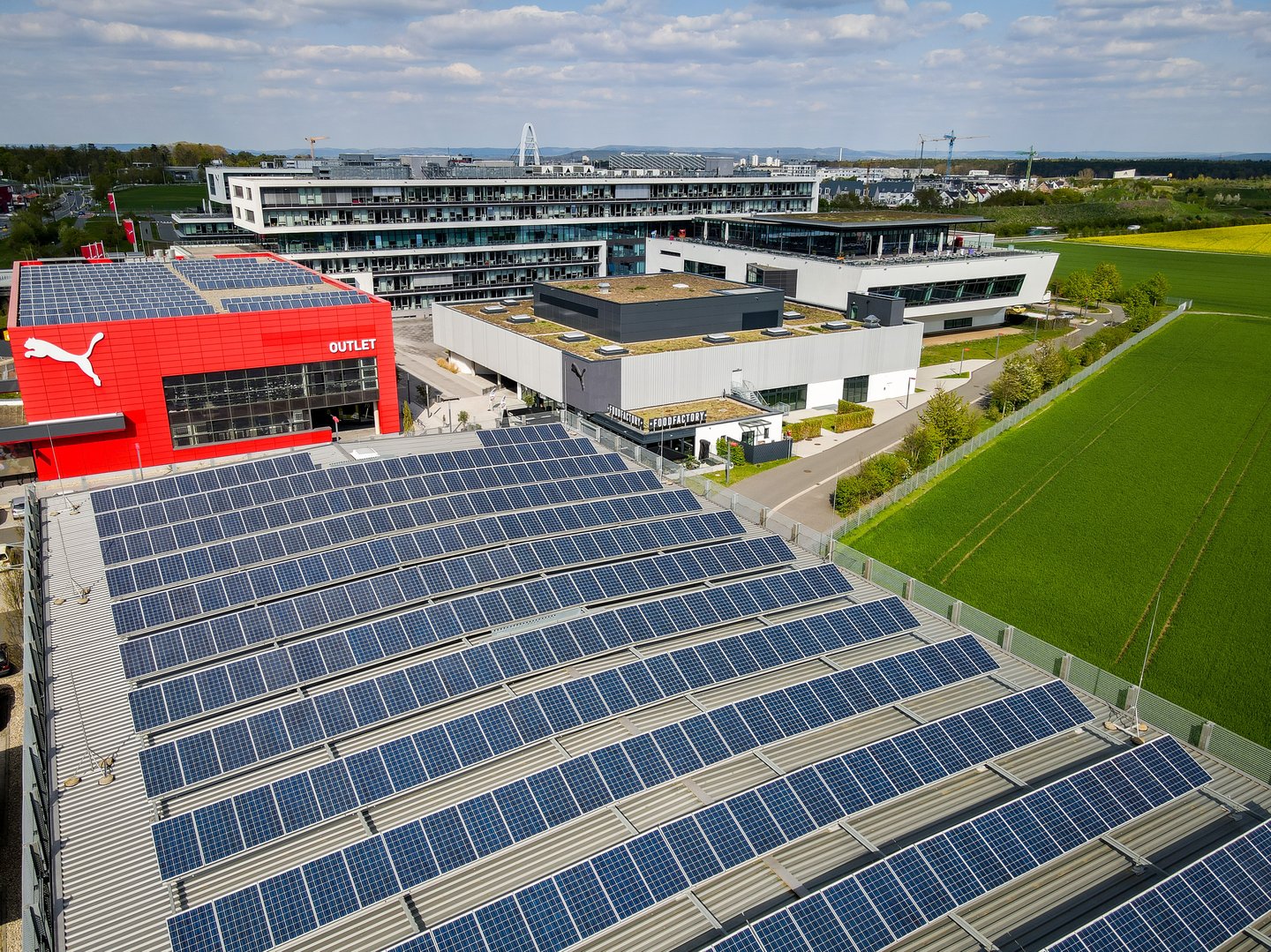 Puma solar array
