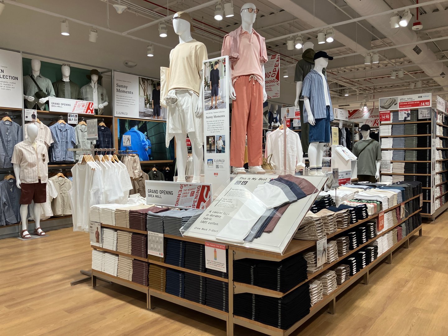 Interior of Uniqlo’s store in Brea Mall in Brea, Calif. (Image courtesy of Uniqlo)