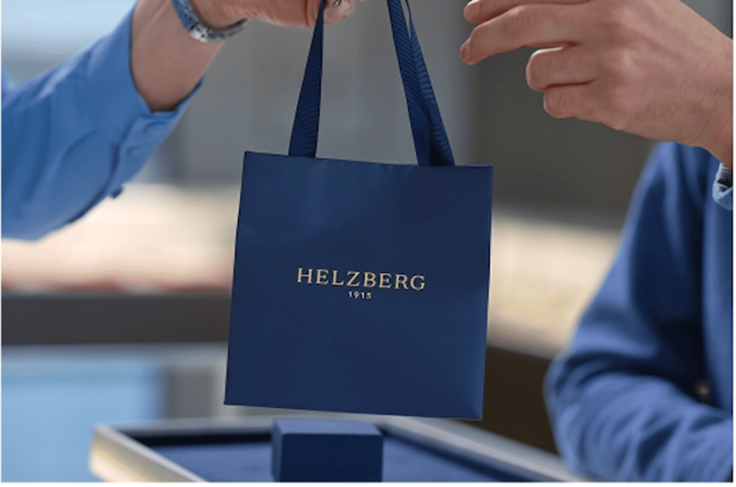 Helzberg Diamonds’ new store concept blends digital and in-person experiences.