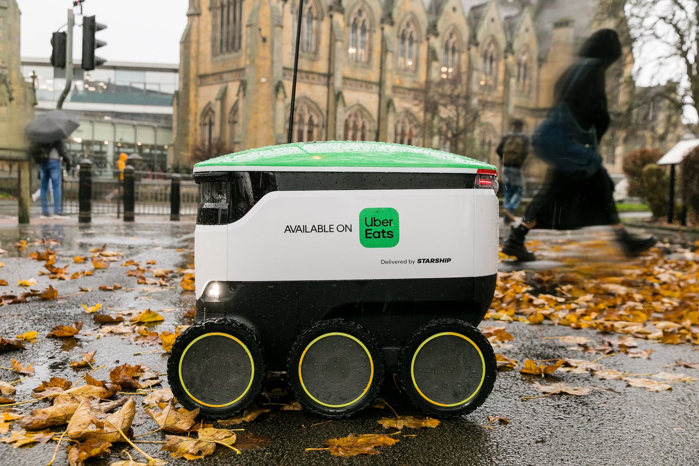 Uber Starship delivery robot