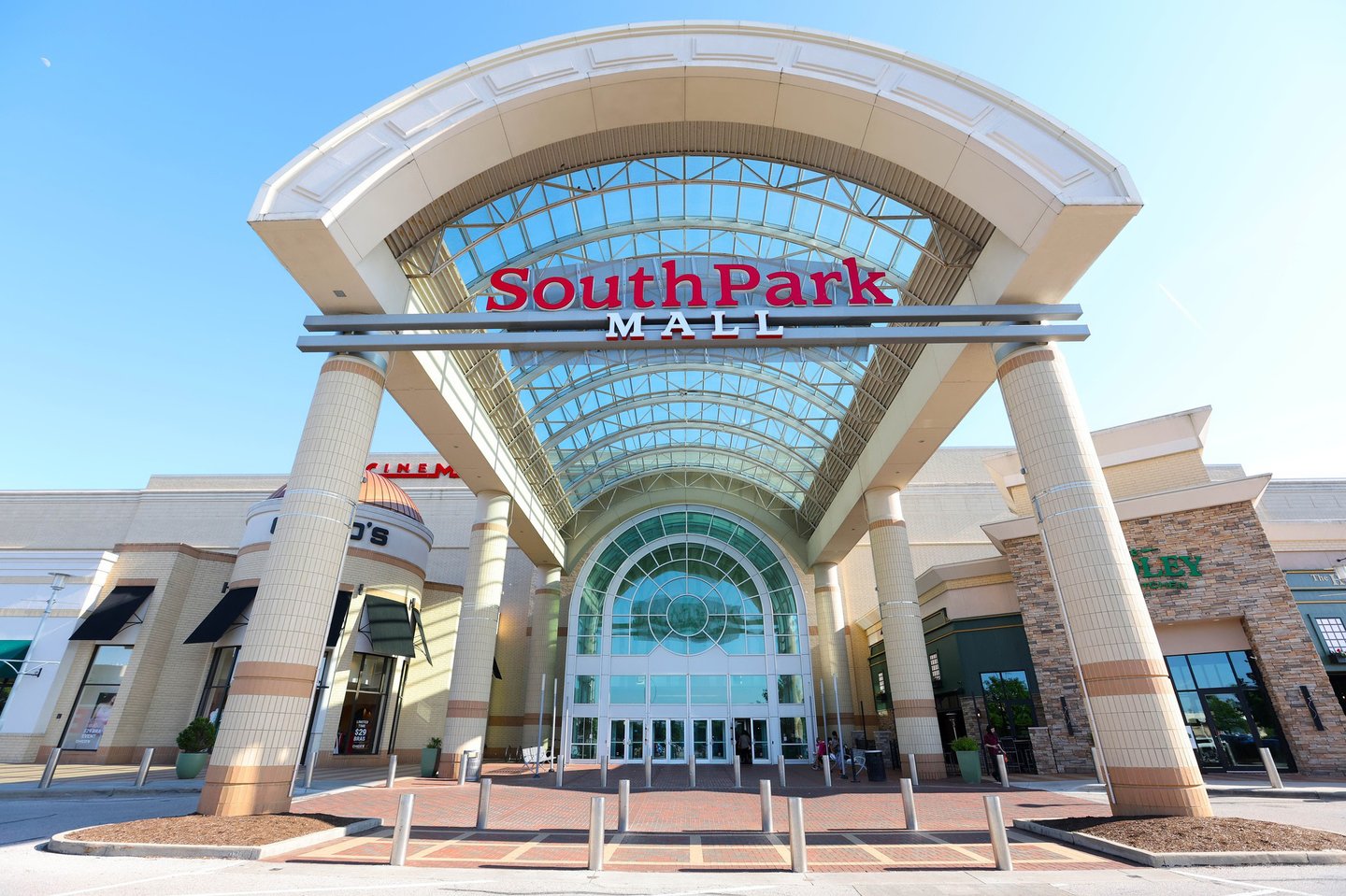 SouthPark Mall - Spinoso