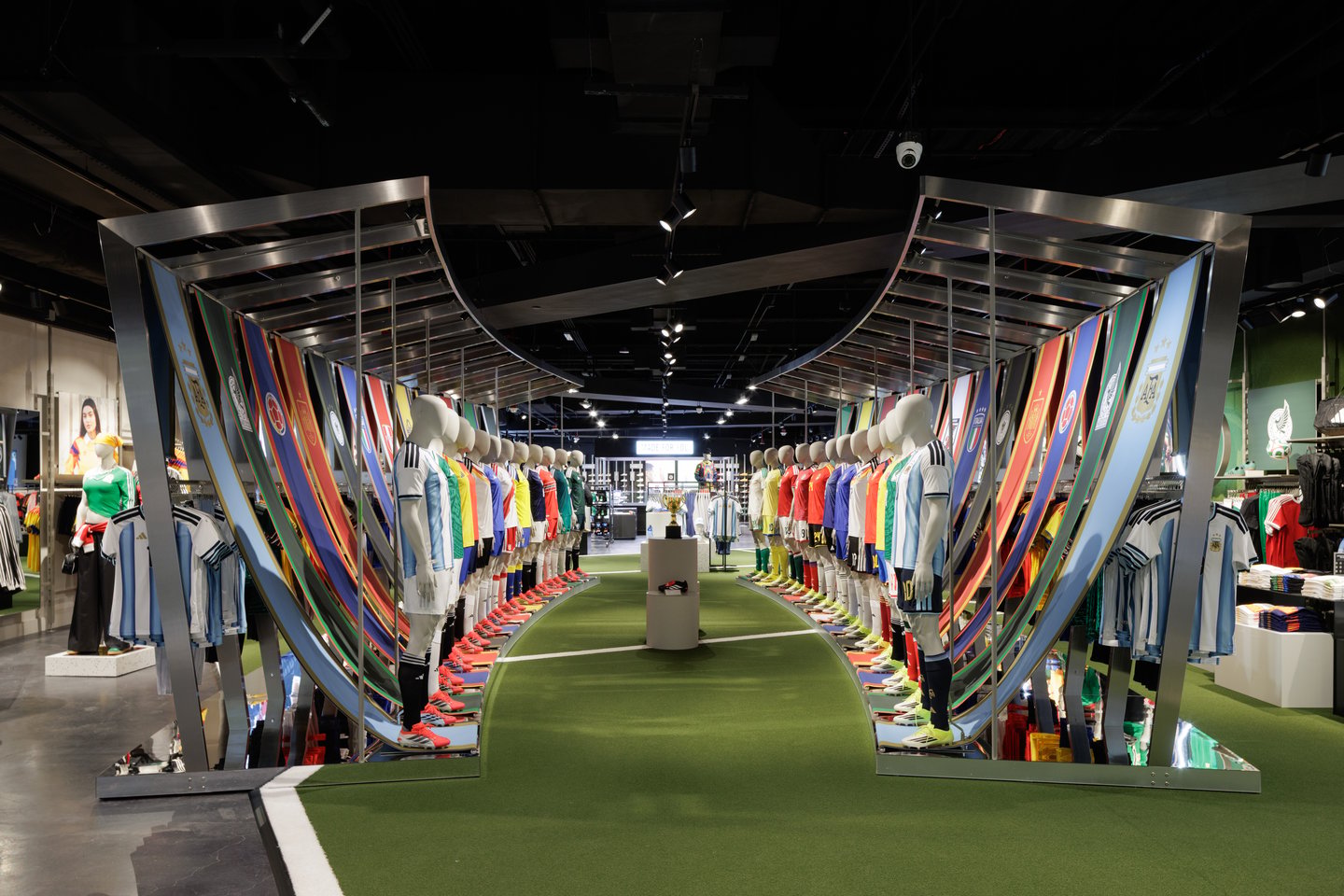 Adidas soccer store - AmDream