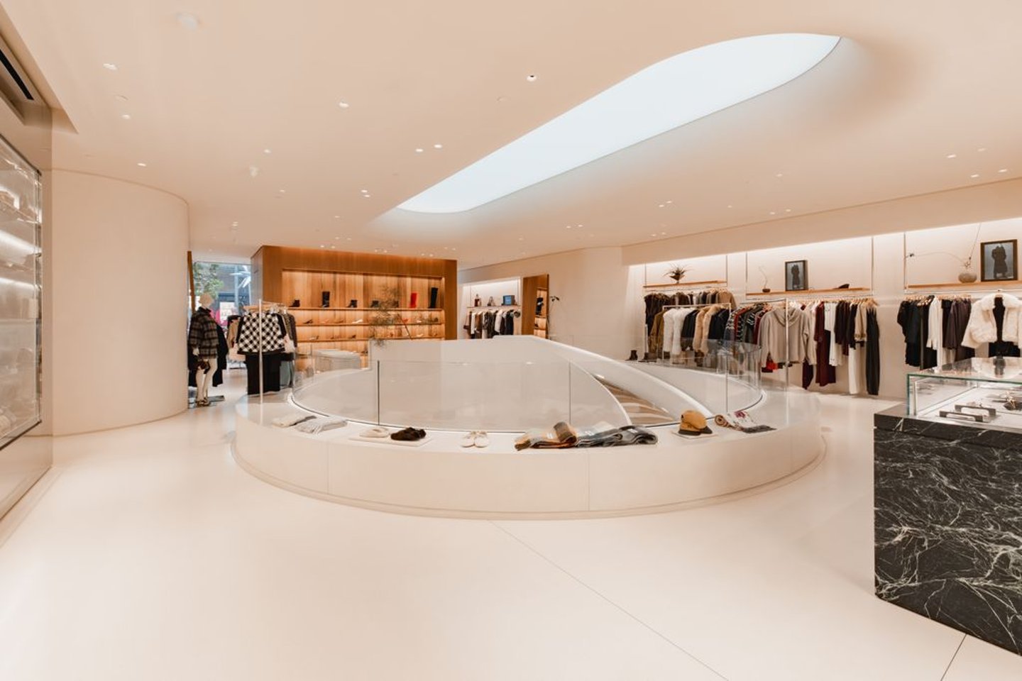 Revolve store The Grove