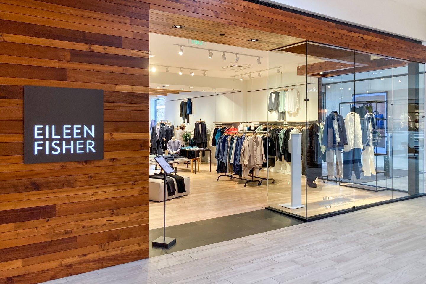 Eileen Fisher (Photo: Ken Wolter/Shutterstock.com)