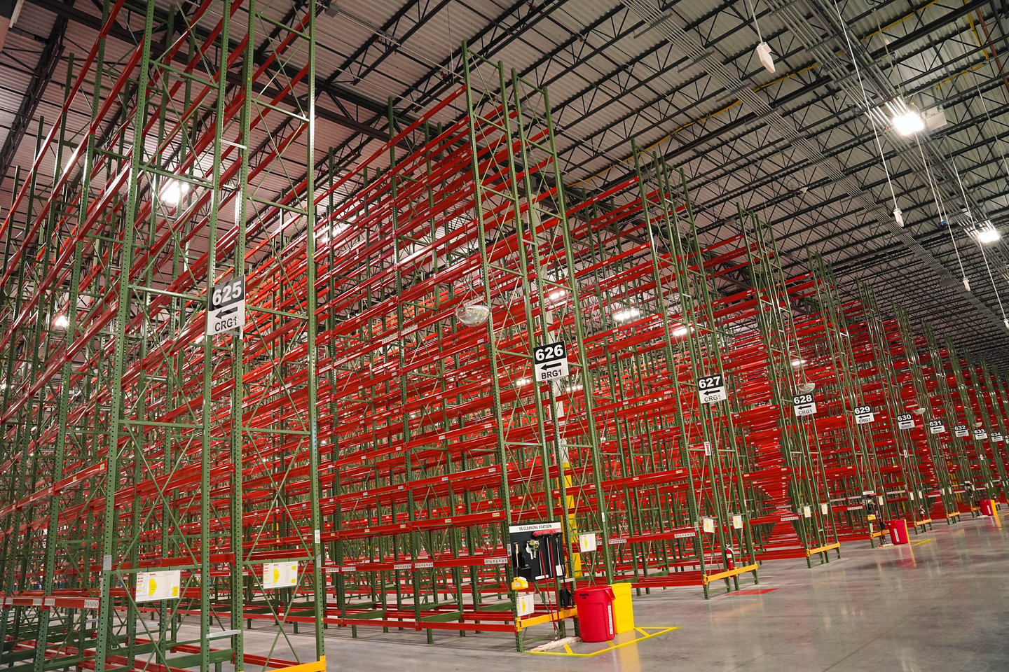 Target receive center interior