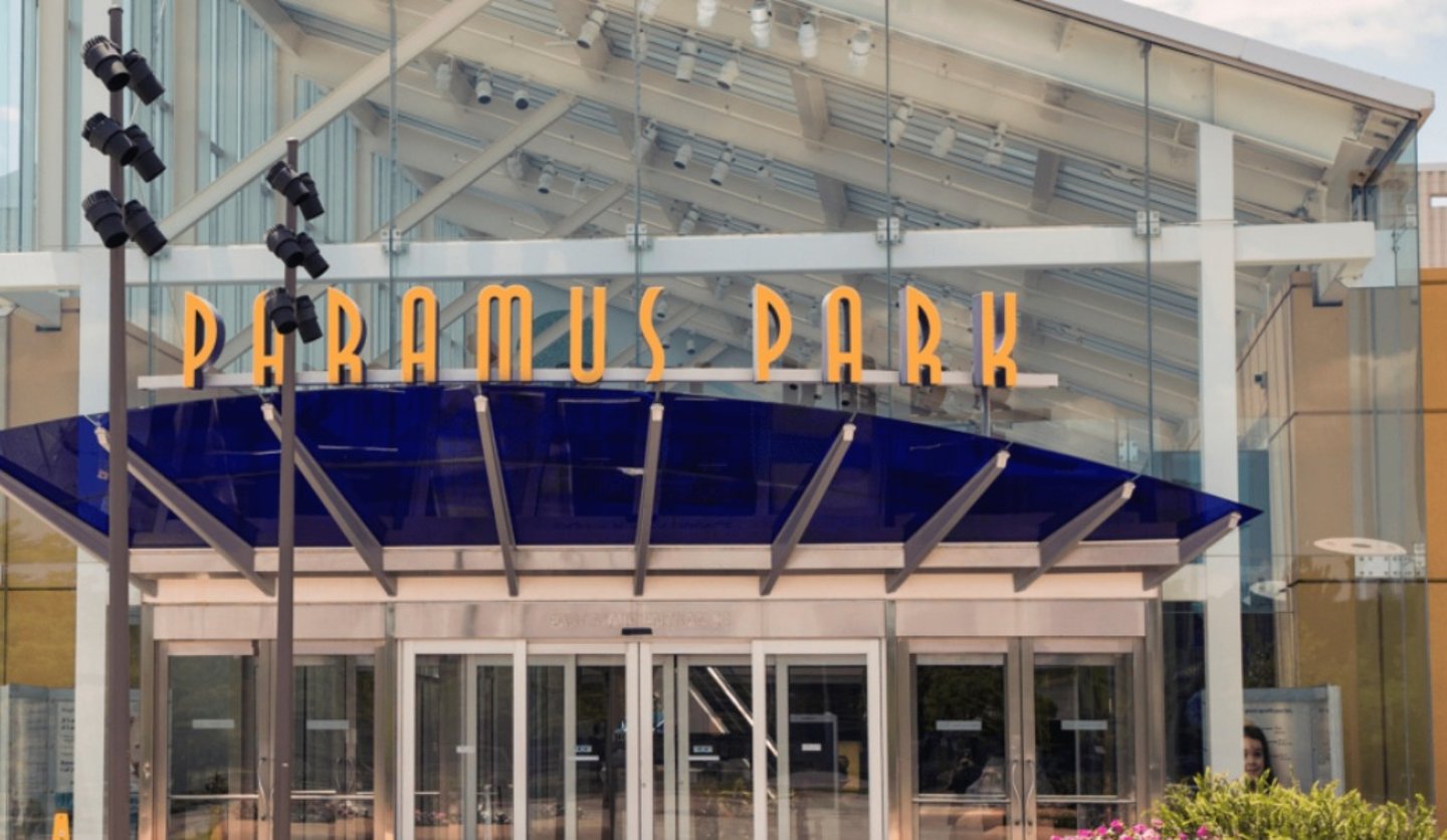 Paramus Park 