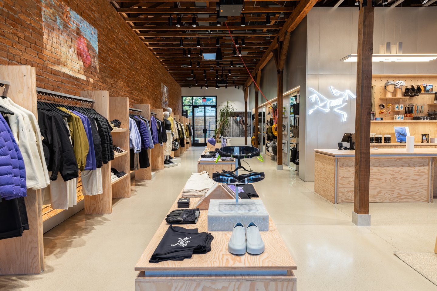 Arc’teryx Abbot Kinney store