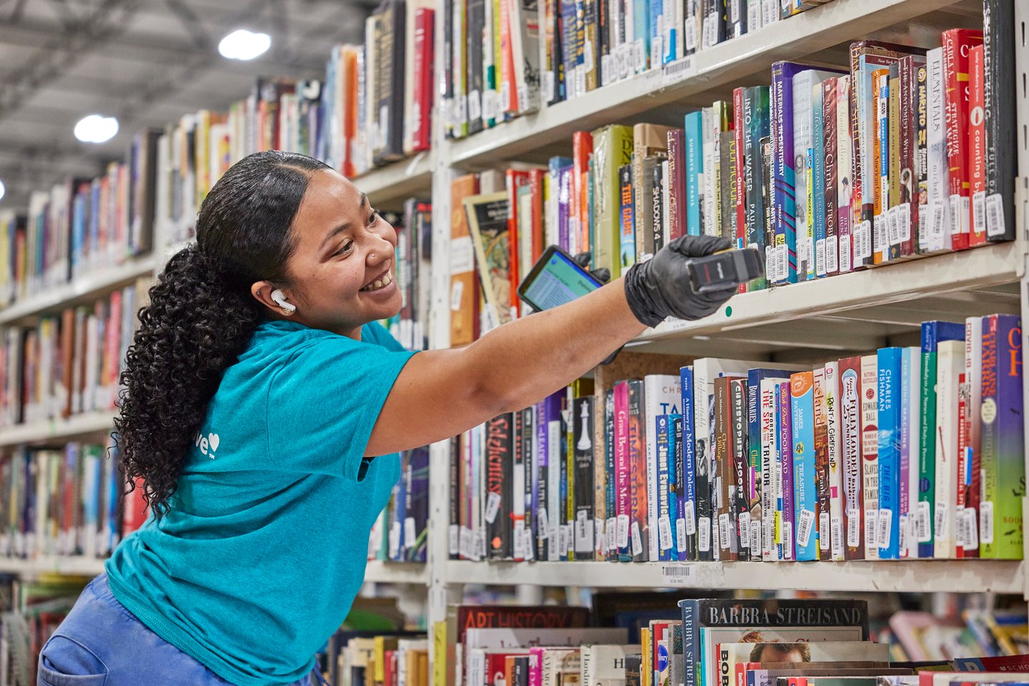 Thriftbooks warehouse worker