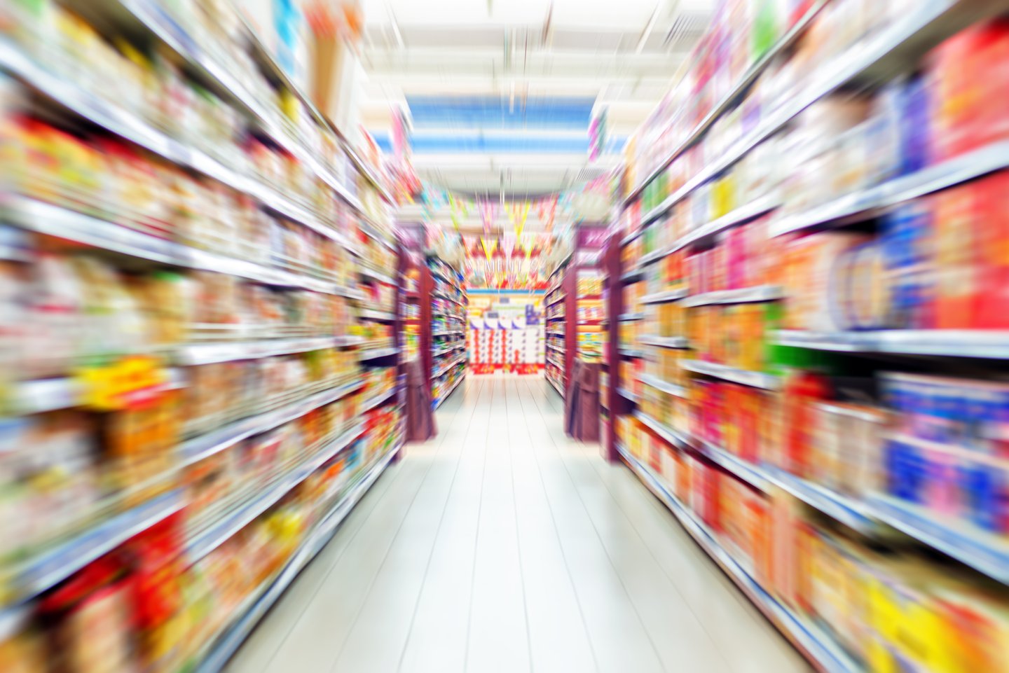 grocery-aisle-blur