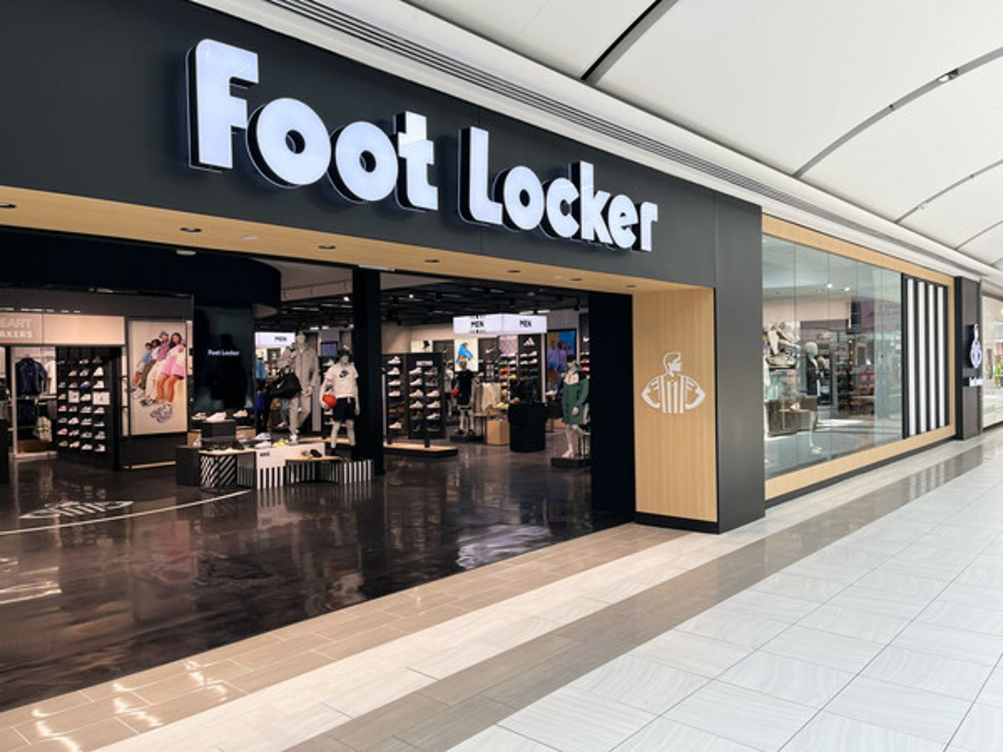 Foot Locker 