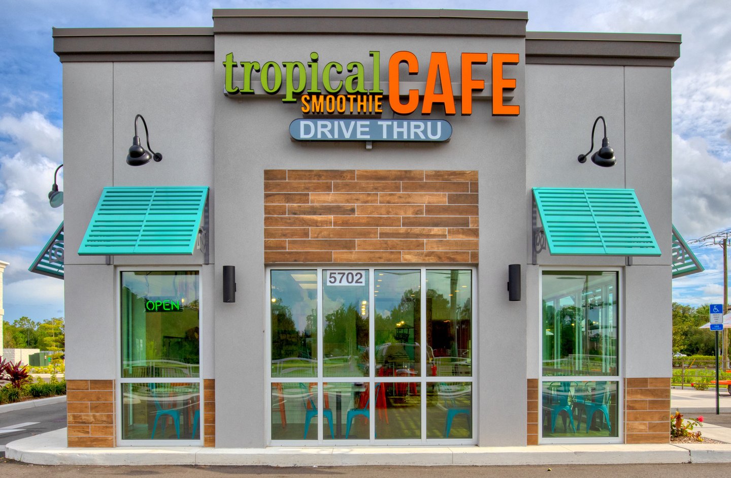 Tropical Smoothie Cafe