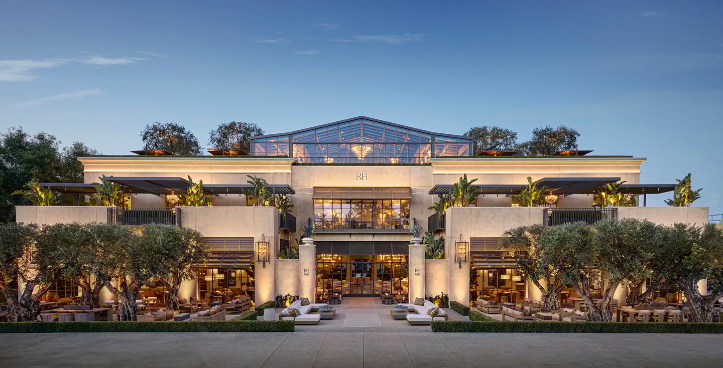 RH Palo Alto Gallery exterior (Photo: Business Wire)